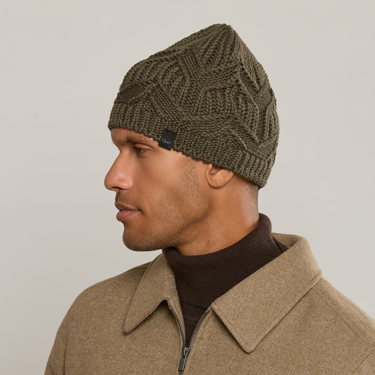 Au-delà du bonnet