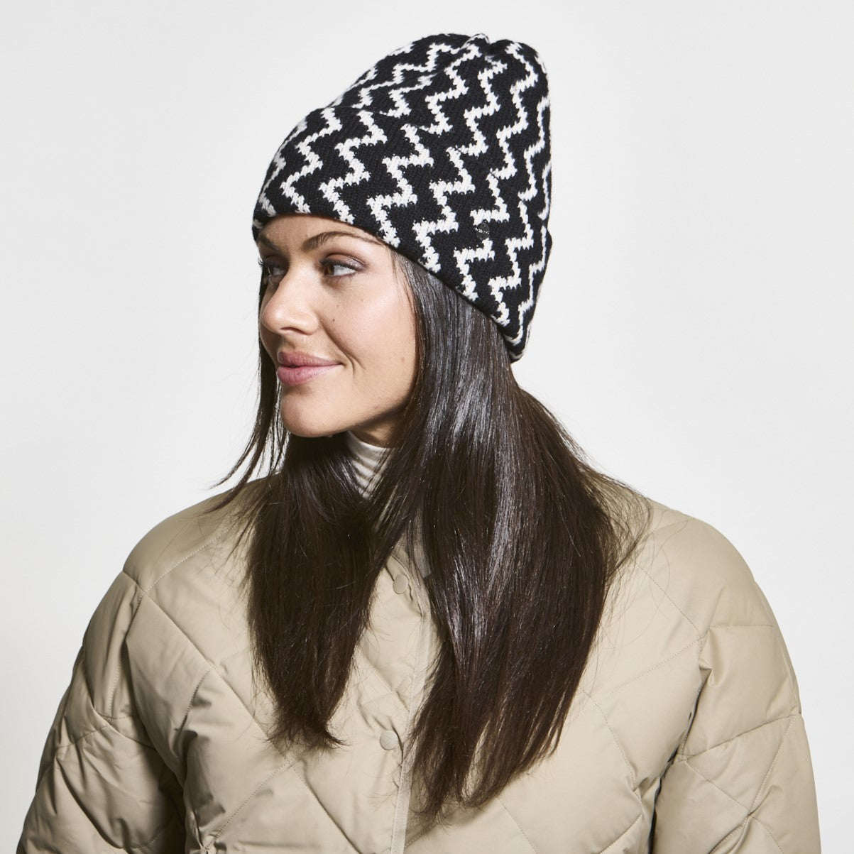 Novella Beanie