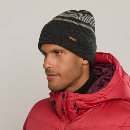 Bonnet Tavi